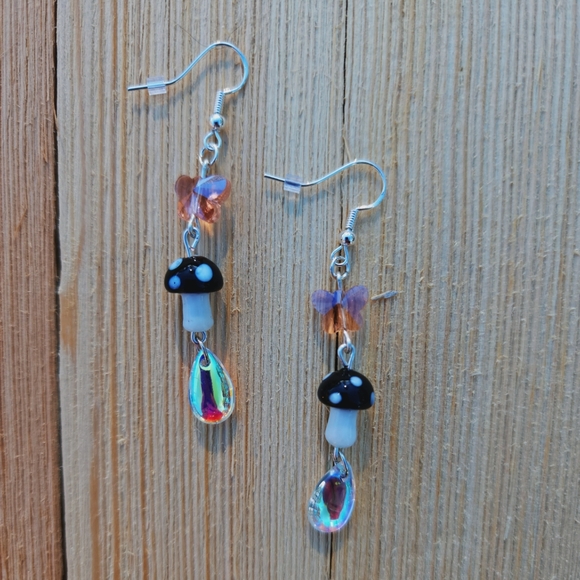 Butterfly and mushroom drop earrings - Picture 1 of 1